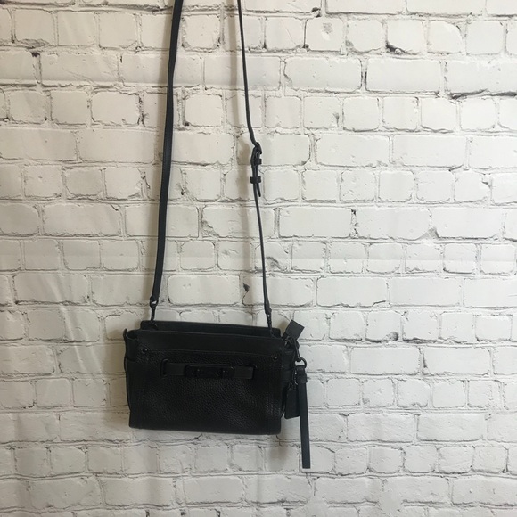 Coach Handbags - Coach Black Leather Small Crossbody Clutch Purse